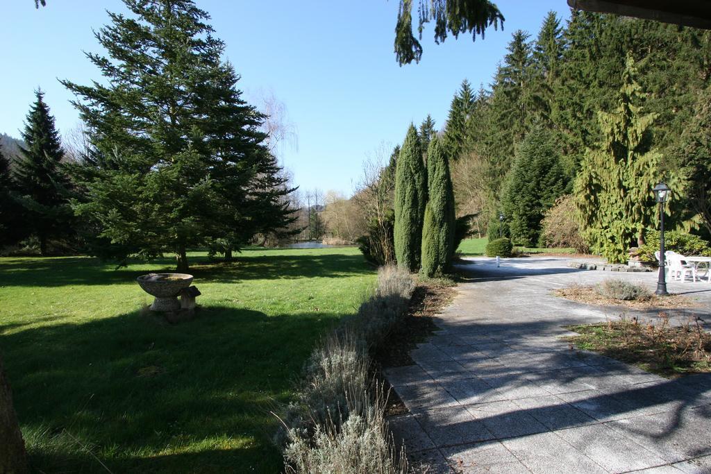 Park Hotel Am Schloss Ettringen  Εξωτερικό φωτογραφία