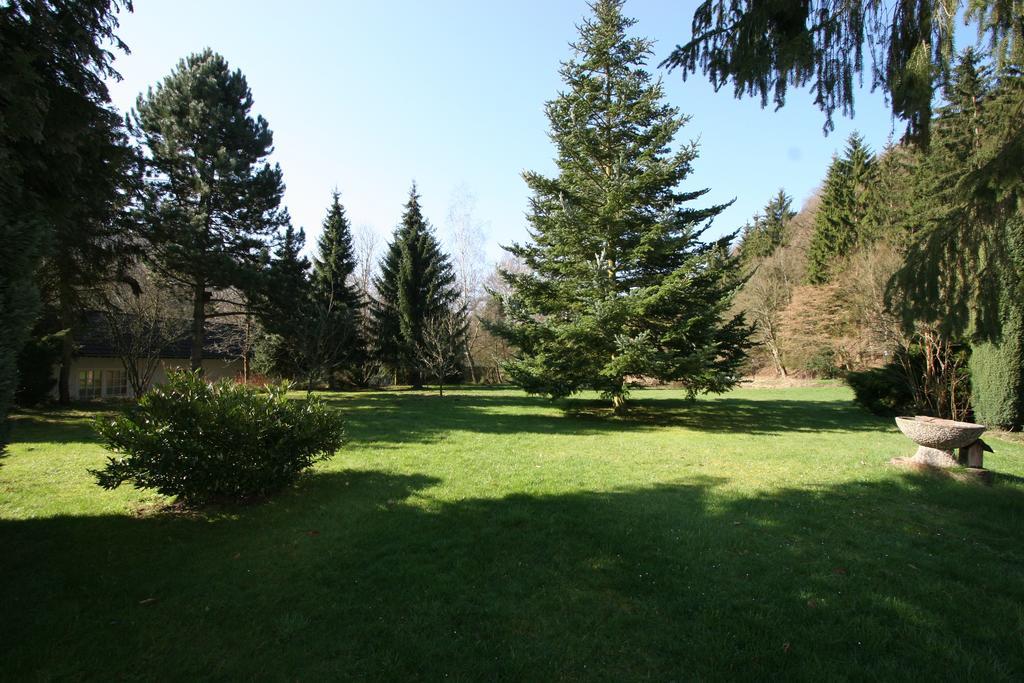 Park Hotel Am Schloss Ettringen  Εξωτερικό φωτογραφία