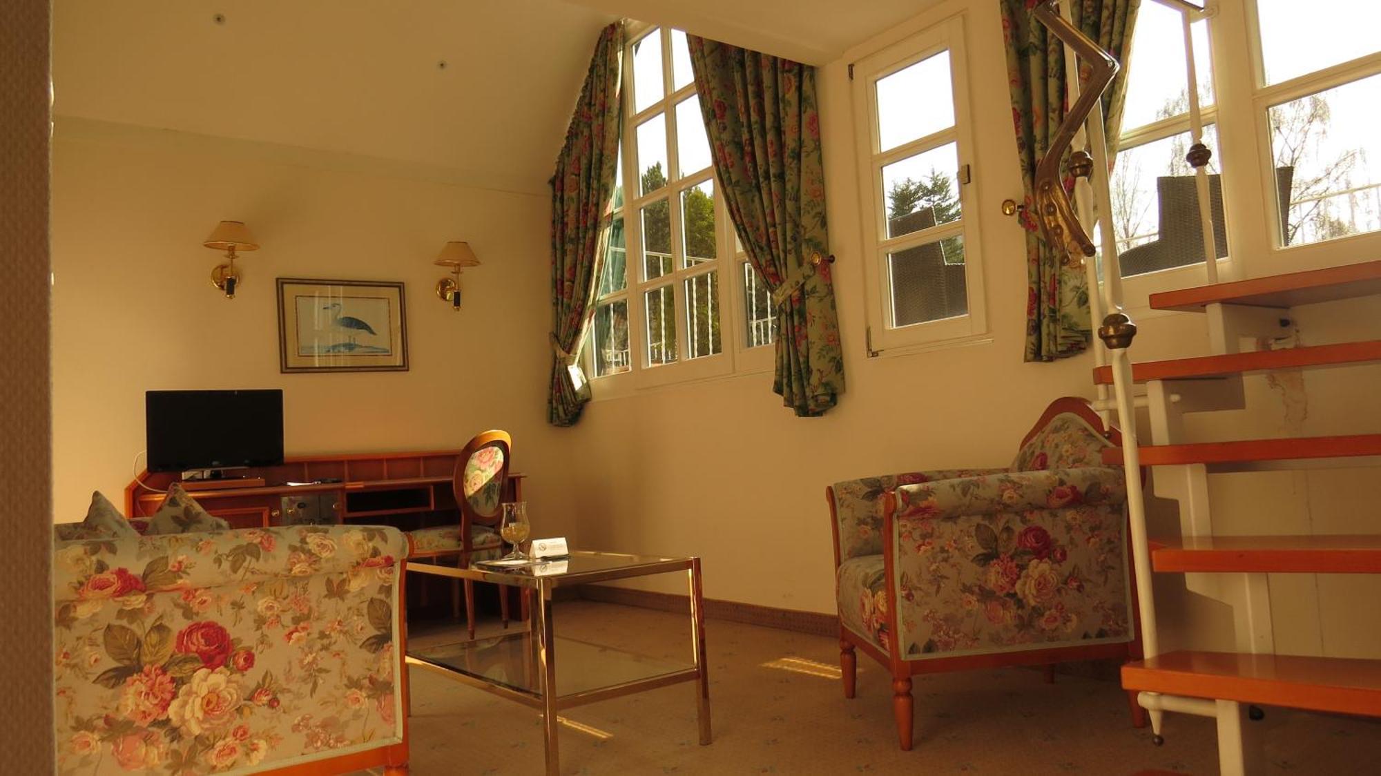 Park Hotel Am Schloss Ettringen  Εξωτερικό φωτογραφία